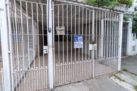 Casa para alugar com 100m², 2 quartos e 1 vaga Casa para alugar com 100m², 2 quartos e 1 vagaFachada