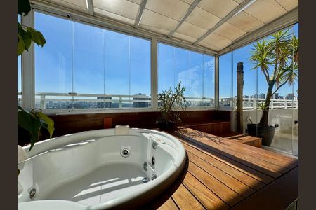 Apartamento à venda com 114m², 2 quartos e 2 vagasFoto 11