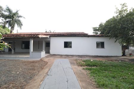 Casa para alugar com 300m², 5 quartos e 4 vagasÁrea externa