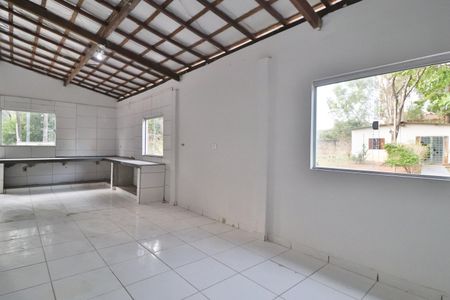 Casa para alugar com 300m², 5 quartos e 4 vagasCozinha