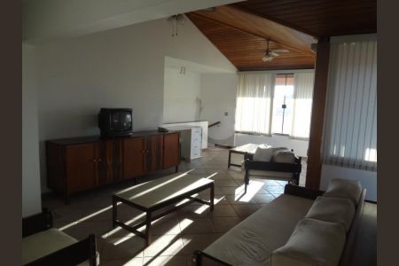 Apartamento à venda com 243m², 4 quartos e 3 vagas