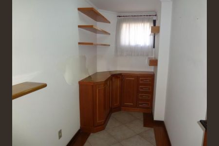 Apartamento à venda com 243m², 4 quartos e 3 vagas