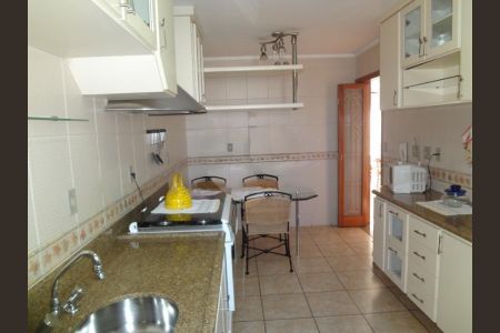 Apartamento à venda com 243m², 4 quartos e 3 vagas