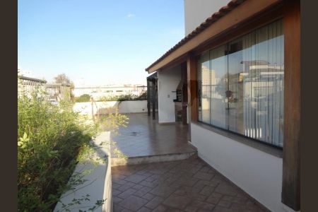 Apartamento à venda com 243m², 4 quartos e 3 vagas