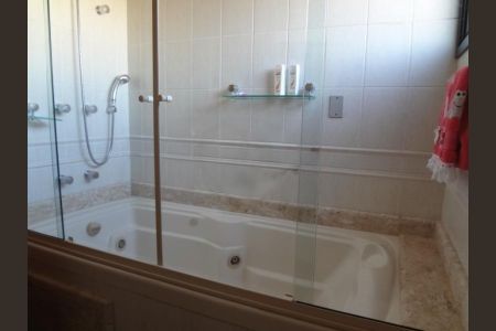 Apartamento à venda com 243m², 4 quartos e 3 vagas