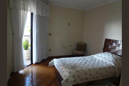 Apartamento à venda com 243m², 4 quartos e 3 vagas