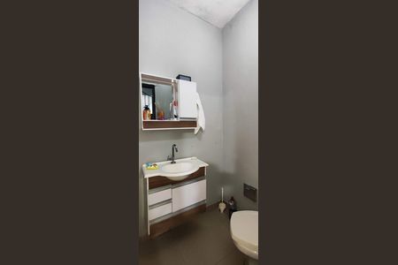 Casa à venda com 250m², 3 quartos e 3 vagas Casa à venda com 250m², 3 quartos e 3 vagasBanheiro