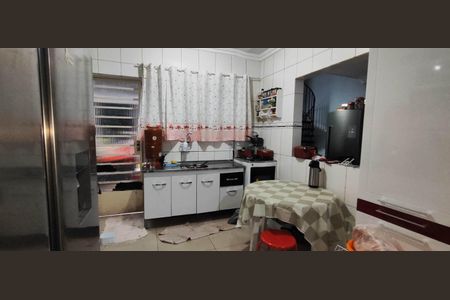Casa à venda com 250m², 3 quartos e 3 vagas Casa à venda com 250m², 3 quartos e 3 vagasCozinha