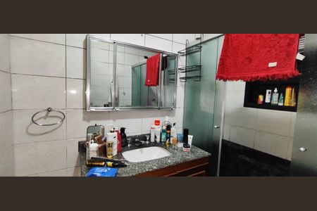 Casa à venda com 250m², 3 quartos e 3 vagas Casa à venda com 250m², 3 quartos e 3 vagasBanheiro