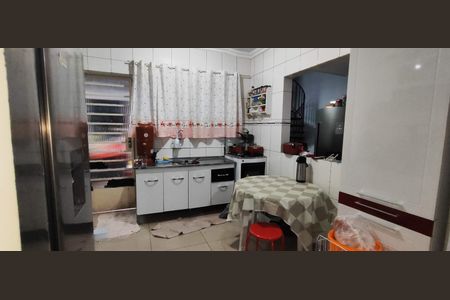 Casa à venda com 250m², 3 quartos e 3 vagas Casa à venda com 250m², 3 quartos e 3 vagasCozinha