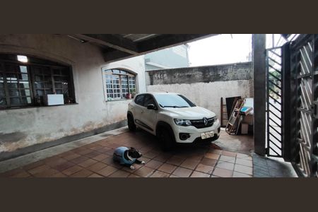 Casa à venda com 250m², 3 quartos e 3 vagas Casa à venda com 250m², 3 quartos e 3 vagasGaragem