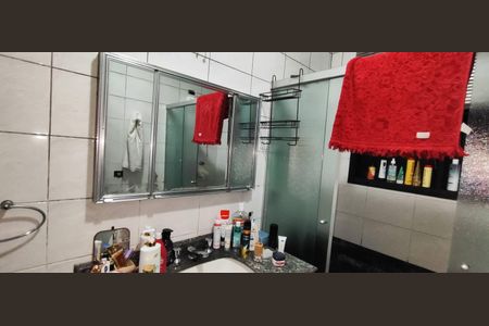Casa à venda com 250m², 3 quartos e 3 vagas Casa à venda com 250m², 3 quartos e 3 vagasBanheiro