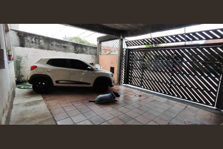 Casa à venda com 250m², 3 quartos e 3 vagas Casa à venda com 250m², 3 quartos e 3 vagasGaragem