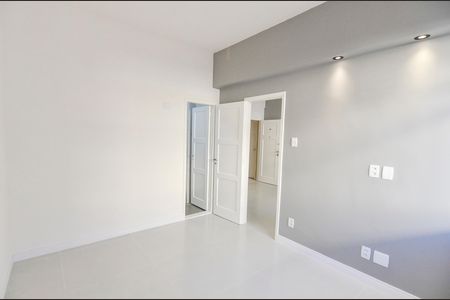 Quarto de kitnet/studio para alugar com 1 quarto, 45m² em Tijuca, Rio de Janeiro
