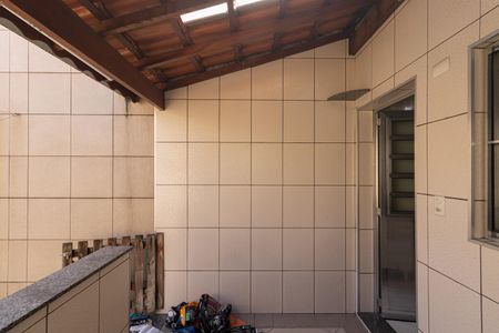 Casa para alugar com 100m², 2 quartos e 2 vagasÁrea de Serviço