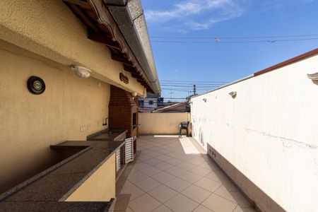 Casa para alugar com 100m², 2 quartos e 2 vagasChurrasqueira