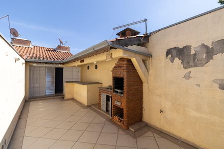 Casa para alugar com 100m², 2 quartos e 2 vagasChurrasqueira