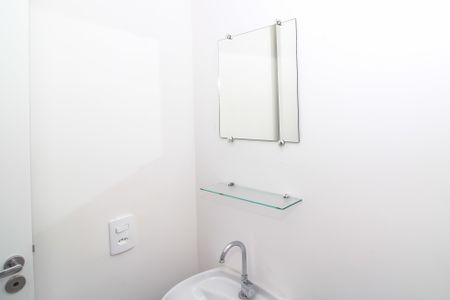 Apartamento para alugar com 25m², 1 quarto e sem vaga Apartamento para alugar com 25m², 1 quarto e sem vagaBanheiro