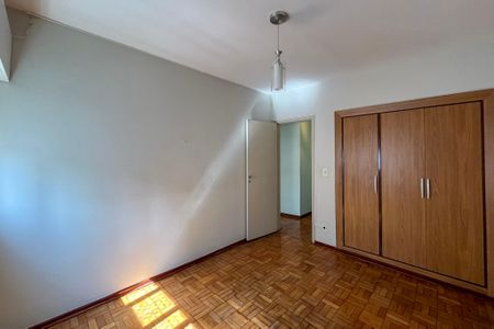 Quarto 1 de apartamento para alugar com 2 quartos, 81m² em Vila Gumercindo, São Paulo