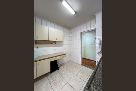 Apartamento para alugar com 81m², 2 quartos e 1 vaga Apartamento para alugar com 81m², 2 quartos e 1 vagaCozinha