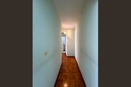 Apartamento para alugar com 81m², 2 quartos e 1 vaga Apartamento para alugar com 81m², 2 quartos e 1 vagaCorredor