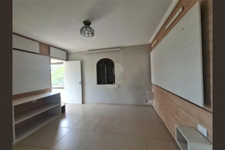 Casa à venda com 357m², 4 quartos e 8 vagas