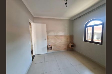 Casa à venda com 357m², 4 quartos e 8 vagas