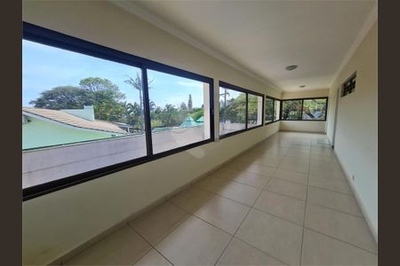 Casa à venda com 357m², 4 quartos e 8 vagas