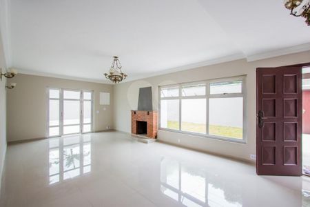 Casa à venda com 357m², 4 quartos e 8 vagas