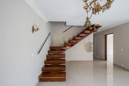 Casa à venda com 357m², 4 quartos e 8 vagas