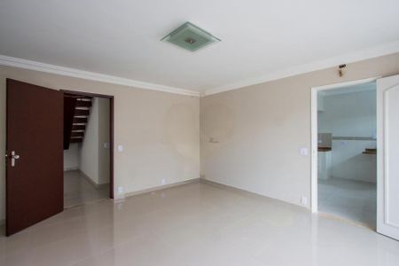 Casa à venda com 4 quartos, 357m² em Interlagos, São Paulo