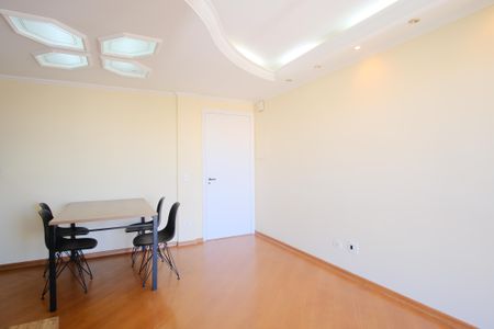 Apartamento para alugar com 60m², 2 quartos e 2 vagasSala