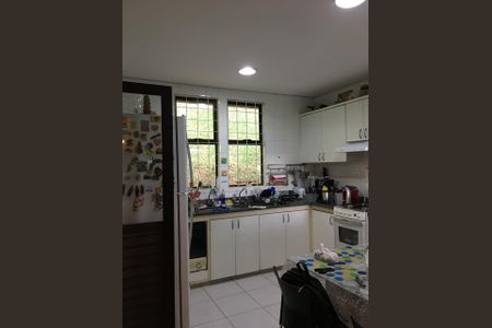 Foto 22 de casa à venda com 4 quartos, 300m² em Vale das Araras, Nova Lima