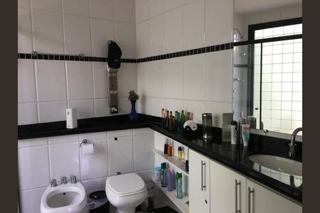 Casa à venda com 300m², 4 quartos e 7 vagasFoto 24