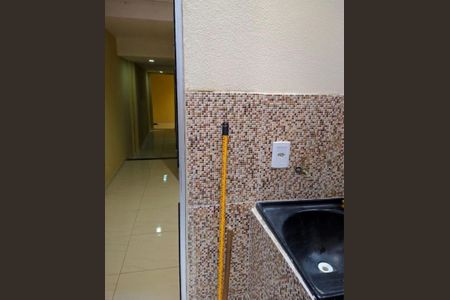 Área de serviço de apartamento para alugar com 2 quartos, 50m² em Dois de Julho, Salvador