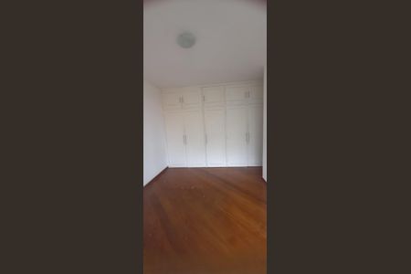 Apartamento para alugar com 140m², 4 quartos e 2 vagasQuarto