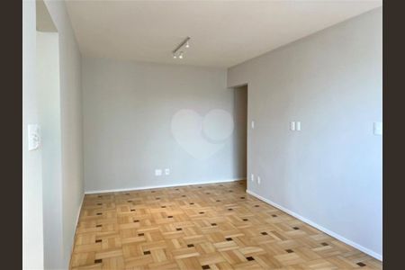 Apartamento à venda com 97m², 2 quartos e 1 vaga