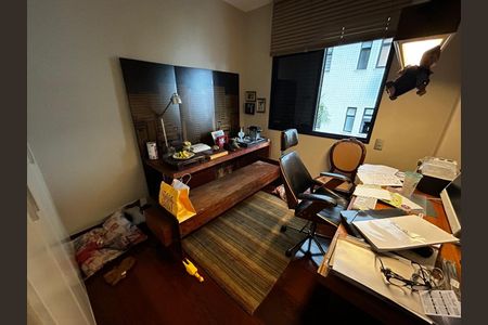 Apartamento à venda com 140m², 4 quartos e 3 vagas