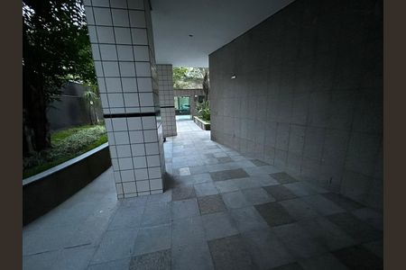 Apartamento à venda com 140m², 4 quartos e 3 vagas