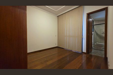 Apartamento à venda com 3 quartos, 90m² em Lourdes, Belo Horizonte