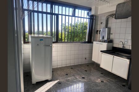 Apartamento à venda com 233m², 4 quartos e 2 vagas Apartamento à venda com 233m², 4 quartos e 2 vagasArea de serviço