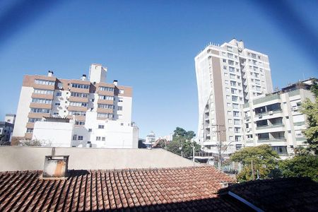 Sala Vista de apartamento para alugar com 2 quartos, 65m² em Santana, Porto Alegre