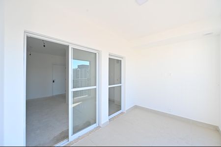 Apartamento à venda com 67m², 2 quartos e 1 vagaVaranda