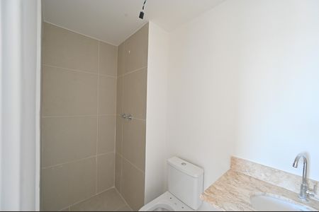 Apartamento à venda com 67m², 2 quartos e 1 vagaBanheiro da Suíte