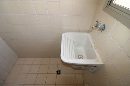 Apartamento para alugar com 80m², 3 quartos e 1 vagaÁrea de Serviço