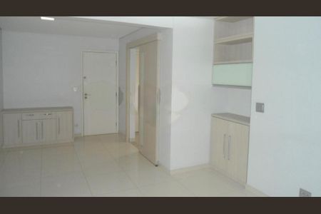 Apartamento à venda com 2 quartos, 70m² em Vila Alexandria, São Paulo