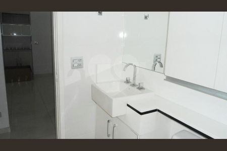 Apartamento à venda com 70m², 2 quartos e 2 vagas