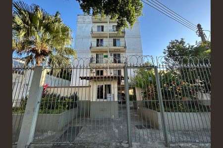 Apartamento à venda com 57m², 2 quartos e 1 vagaFachada e portaria