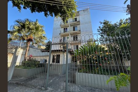 Apartamento à venda com 57m², 2 quartos e 1 vagaFachada e portaria