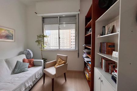 Quarto 1 de apartamento à venda com 2 quartos, 65m² em Copacabana, Rio de Janeiro